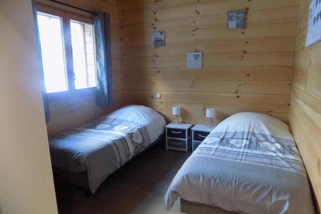 Chalet Des Charbonniers Avec Etang Saint-Maurice-sur-Moselle Luaran gambar